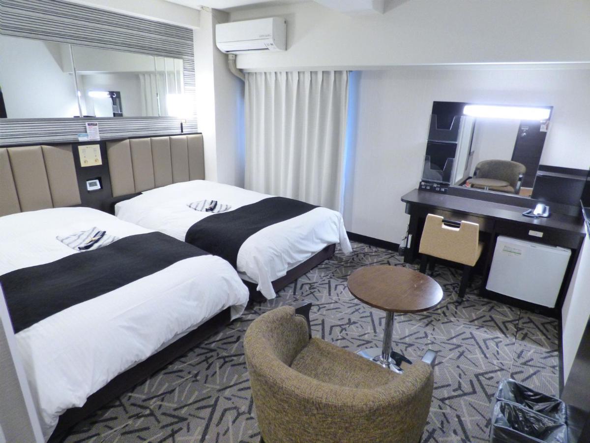 Apa Hotel Takamatsu Kawaramachi Екстериор снимка